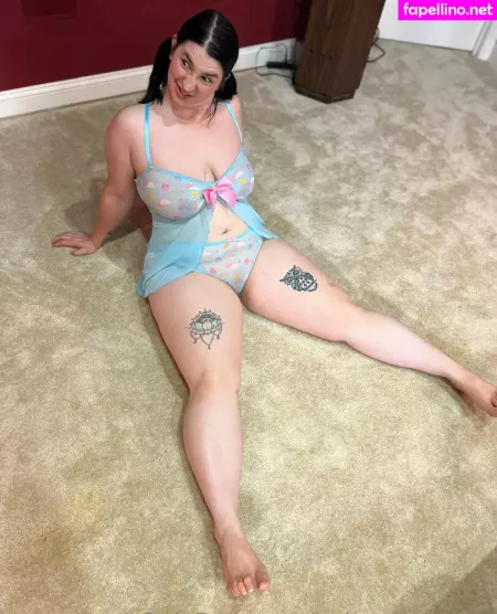 Paigesteelexxx OnlyFans Thumbnail #OhrCX3i0le