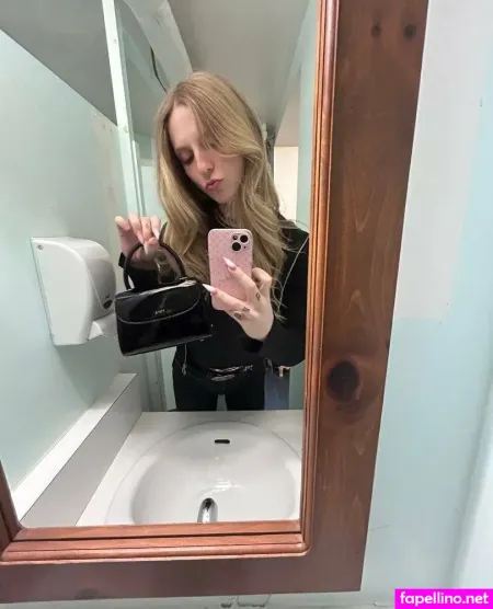 Paigewright OnlyFans Thumbnail #8DHGBT4vMh