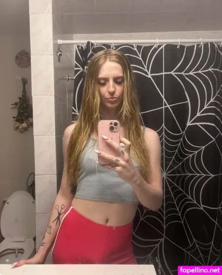 Paigewright OnlyFans Thumbnail #eH5T7rY1EC