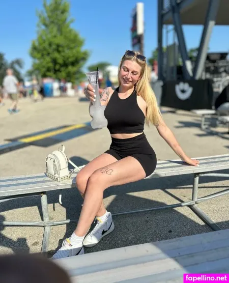 Paisleeparker OnlyFans Thumbnail #JeCmyqWYQU
