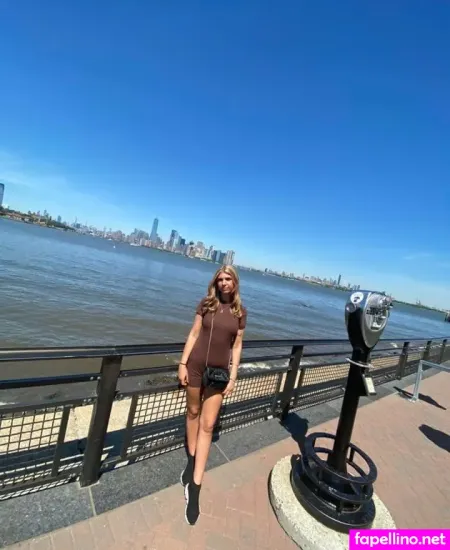 Paisley Duggan OnlyFans Thumbnail #Fb1LJH94sq