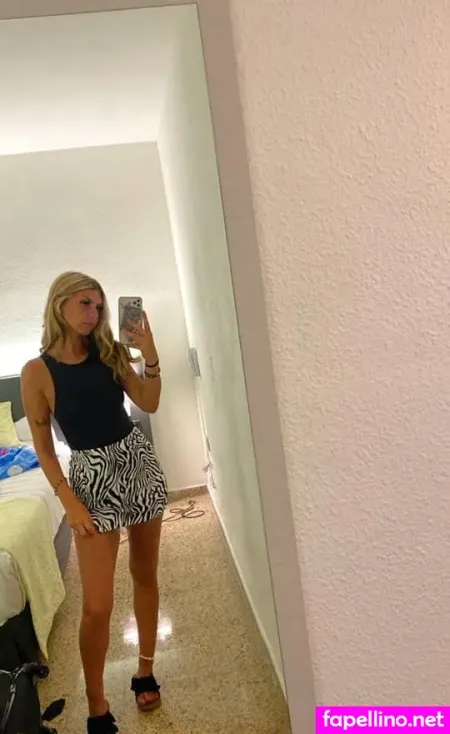 Paisley Duggan OnlyFans Thumbnail #UxJwlobGdO