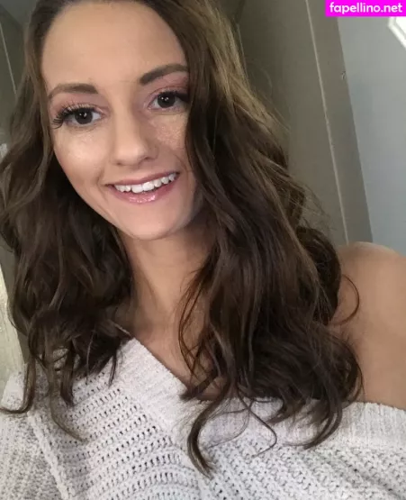 Paisleypepper OnlyFans Thumbnail #k8JXz7NDHh