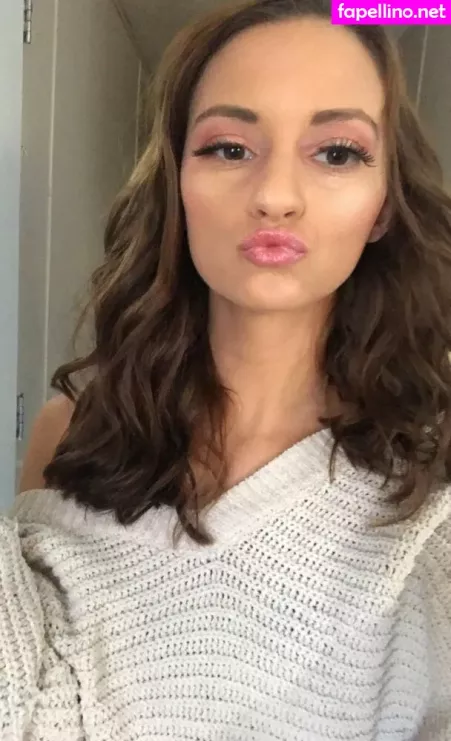 Paisleypepper OnlyFans Thumbnail #yCFWDxAmep