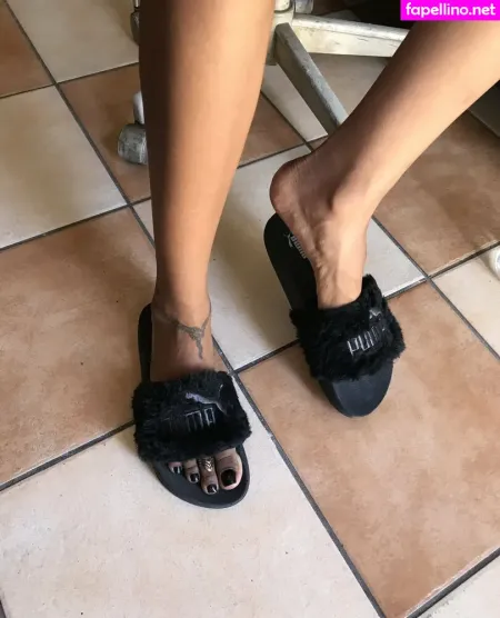 Paivaqueenfeet OnlyFans Thumbnail #9sEYSfsSJy