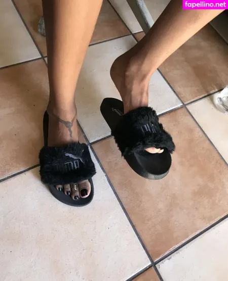 Paivaqueenfeet OnlyFans Thumbnail #dnPZg5fIfn