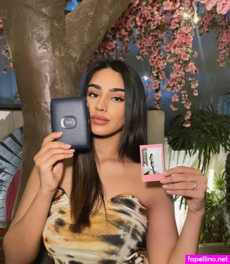 Pakhi Gadh OnlyFans Thumbnail #M9eyO1gWII