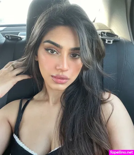 Pakhi Gadh OnlyFans Thumbnail #g5iTyEUCXv