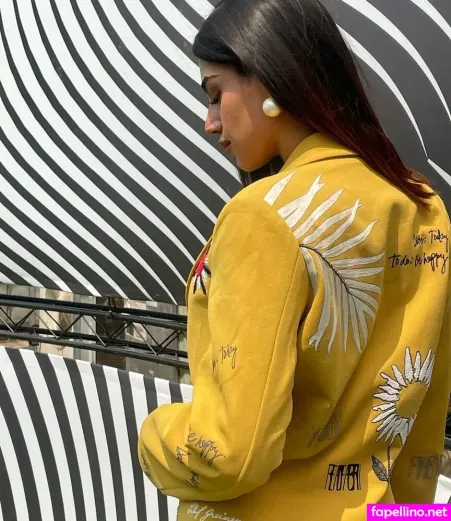 Pakhi Gadh OnlyFans Thumbnail #w3oW22tSuE