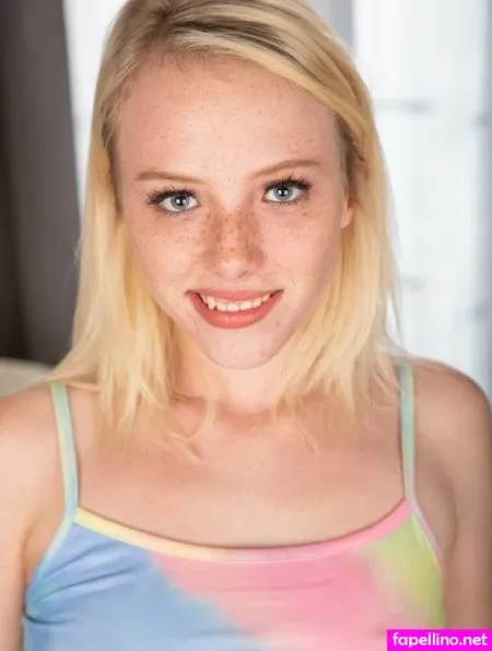 Pale Freckled Girls OnlyFans Thumbnail #gLfrq40xPW