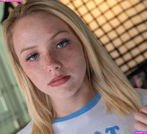Pale Freckled Girls OnlyFans Thumbnail #zMAZTFxZI1