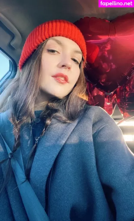 Pale Snow White OnlyFans Thumbnail #9ISq7Nx1EF