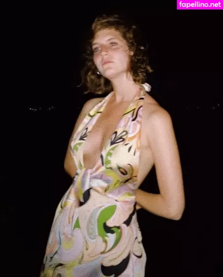 Pale Snow White OnlyFans Thumbnail #J4vi5bK0bQ