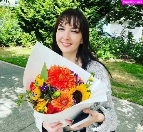 Pale Snow White OnlyFans Thumbnail #jXXLFYJQqZ