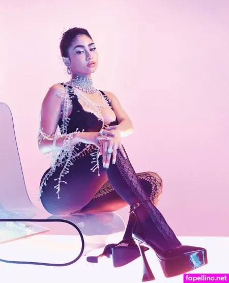 Paloma Mami OnlyFans Thumbnail #C2hLaeoBoX