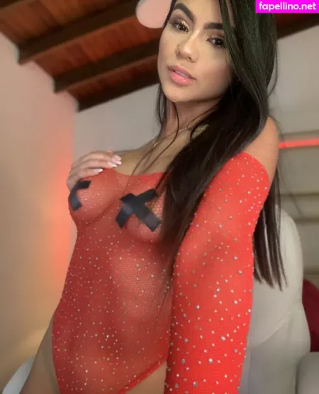 Paloma Salvatore OnlyFans Thumbnail #xSzZTuf4t0