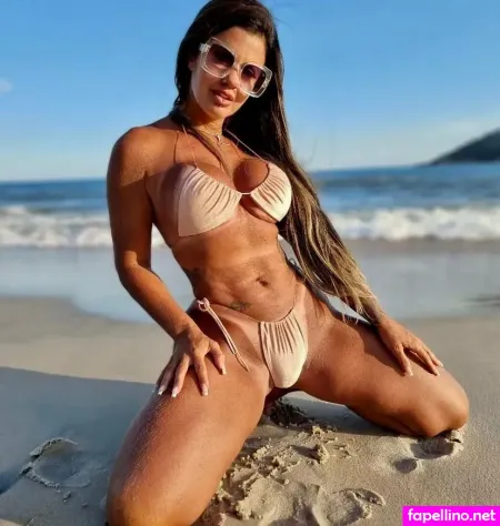 Pamella Cristiny OnlyFans Thumbnail #fiOMX7m7bP