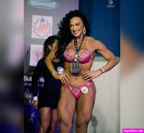 Pamfreitas OnlyFans Thumbnail #AHSZZcKrwo