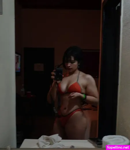 Pamvstheworld Main Profile Photo