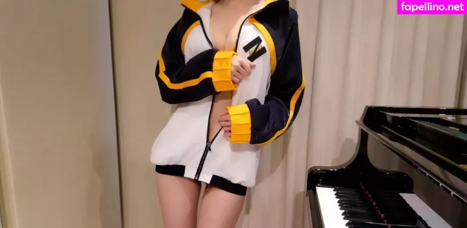 Pan Piano OnlyFans Thumbnail #USHoluoL6Y