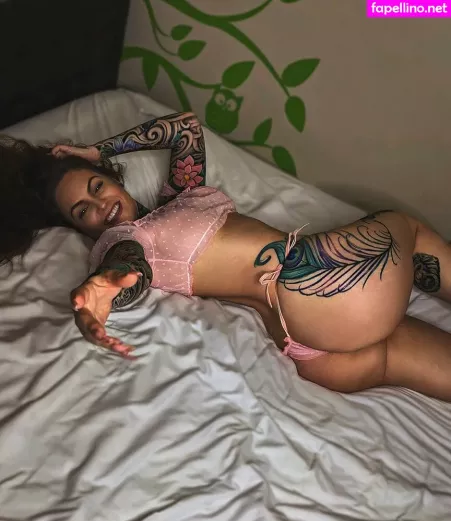 Pandorablue 1 OnlyFans Thumbnail #01OxOA7gLa