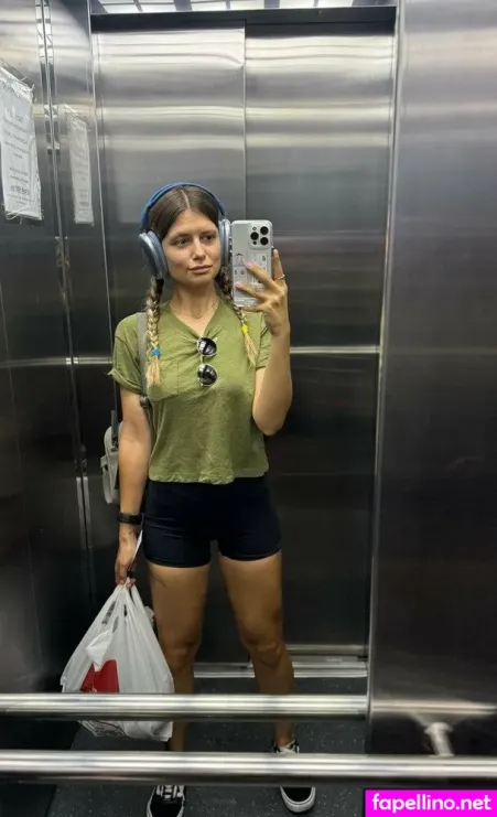 Panihanna OnlyFans Thumbnail #7ofWNFlLZk