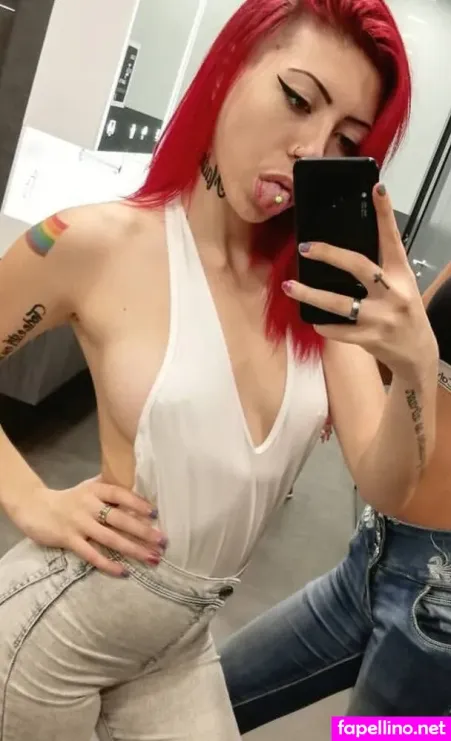 Panteraroja691 OnlyFans Thumbnail #eQ9jgvN4Sx