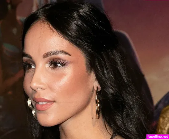 Paola Di Benedetto OnlyFans Thumbnail #NzAlqXAs3u