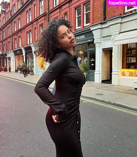 Paola Locatelli OnlyFans Thumbnail #4lE0IekhVS