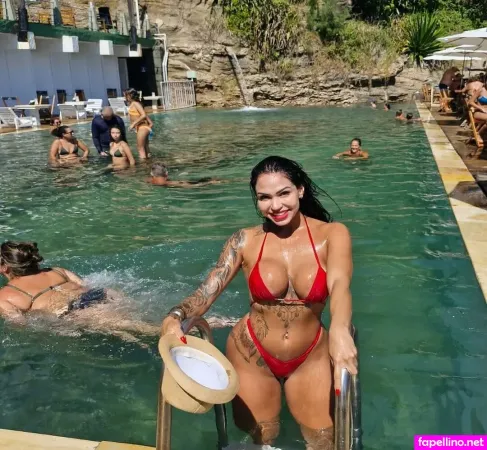 Paola Passos OnlyFans Thumbnail #0OPMoEFvYI