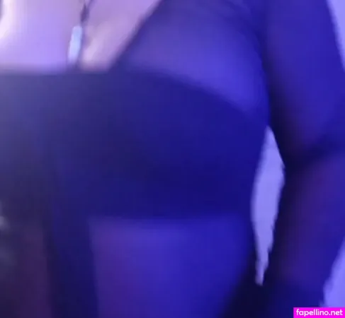 Paola Sensualizando OnlyFans Thumbnail #5x1irCtSRY