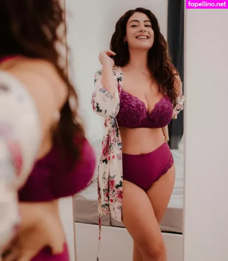 Paola Torrente OnlyFans Thumbnail #ZgNZAPvPlf