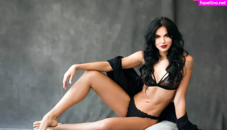 Paola Triana OnlyFans Thumbnail #aUDPbyzWxo