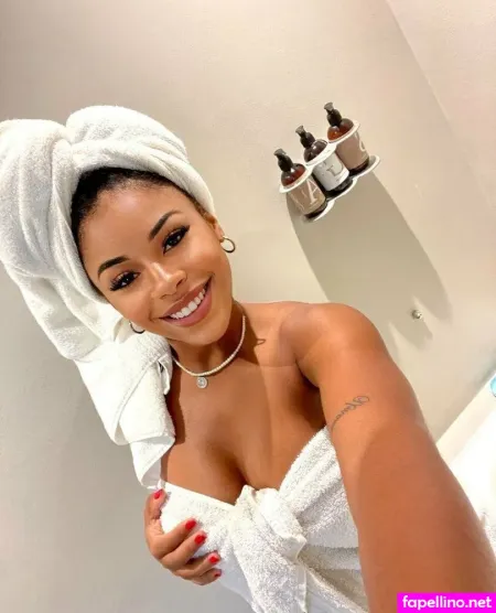 Paolaaxo OnlyFans Thumbnail #Sr3HFGo45C
