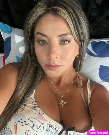 Paolarivera OnlyFans Thumbnail #J8LK8C1PDj