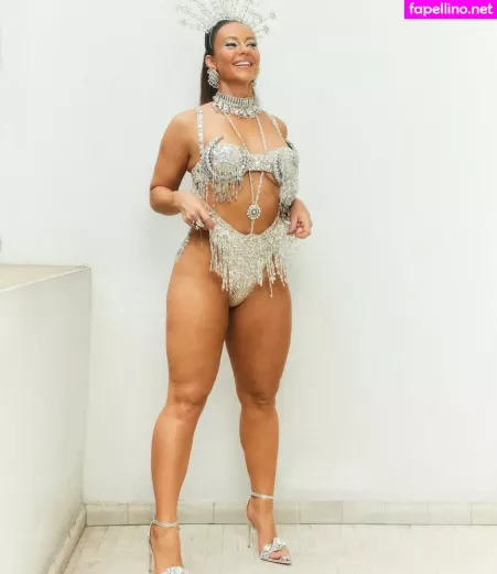 Paolla Oliveira OnlyFans Thumbnail #SezxE9chv3