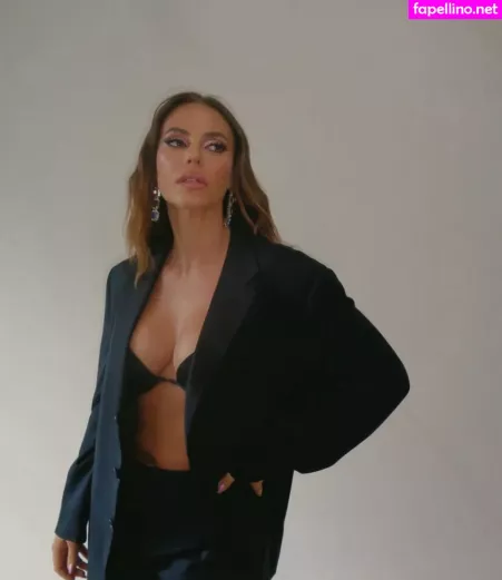 Paolla Oliveira OnlyFans Thumbnail #kIdd1m04MT