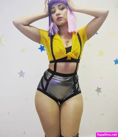 Paoolinablue Main Profile Photo