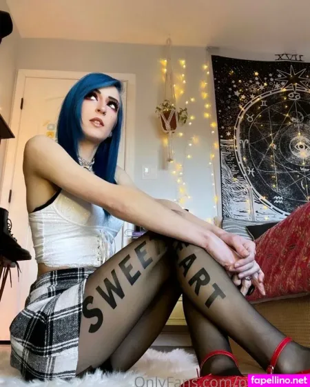 Paper Doll OnlyFans Thumbnail #8ZHpV9mmuE