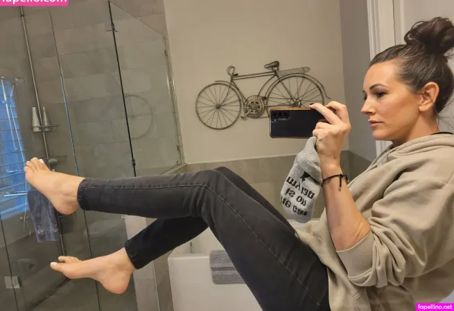 Paradiseofsoles OnlyFans Thumbnail #OySLScShSv