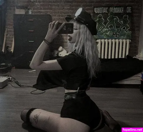 Paradoxy OnlyFans Thumbnail #HbQrDpKRL2