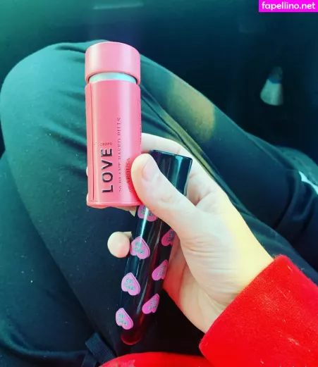 Paranormalpixie OnlyFans Thumbnail #NpKxUd0zIO