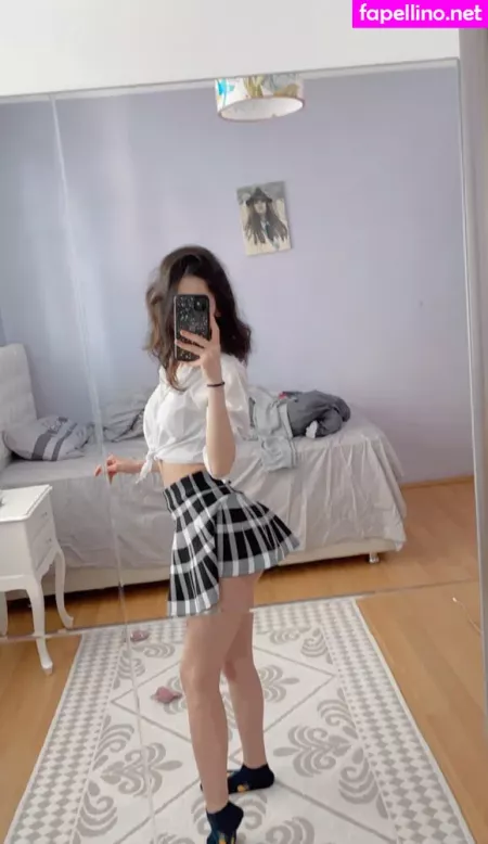 Paraseverimben OnlyFans Thumbnail #vL9tIJnC8u