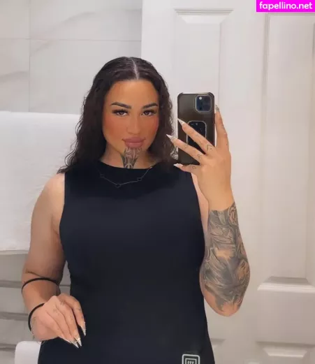 Pareaute OnlyFans Thumbnail #gQd7YYqOcT