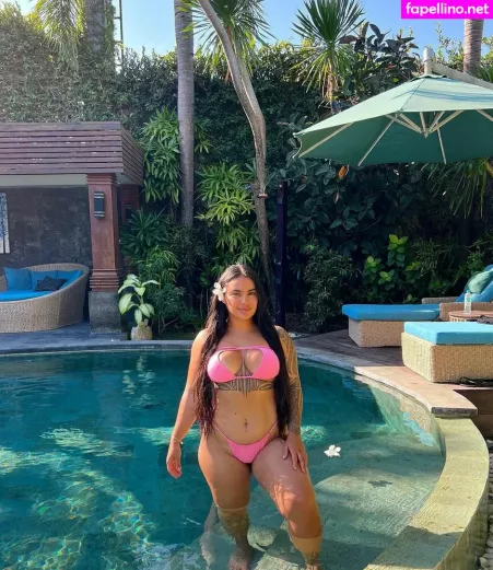 Paremiria OnlyFans Thumbnail #dquCN0fefz