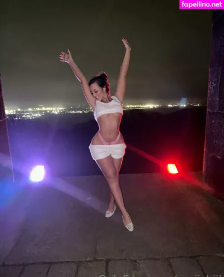 Paris Hill 2 OnlyFans Thumbnail #0S96n6NoLM