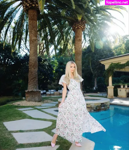 Paris Hilton OnlyFans Thumbnail #5cE5omahBy