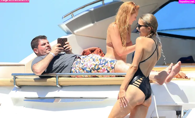 Paris Hilton OnlyFans Thumbnail #9Zhgkcmbm0
