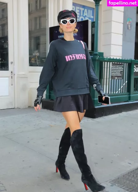 Paris Hilton OnlyFans Thumbnail #ASwrtAmj9U