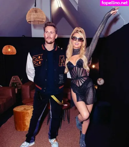 Paris Hilton OnlyFans Thumbnail #BDgPQypuIG